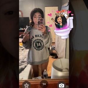 Meet your Posher, Chloe